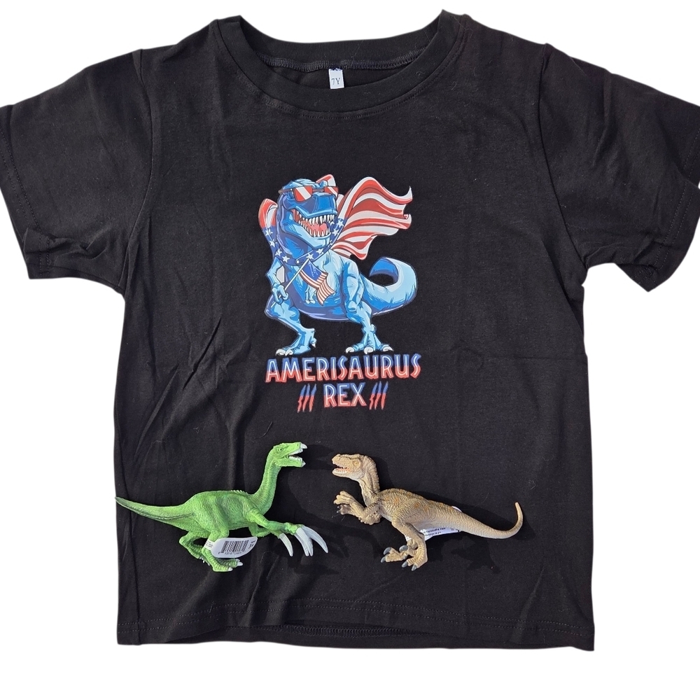 Black Kids "Amerisaurus Rex" Graphic Tee With 2 Dinosaur Toys